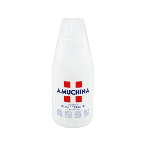 Amuchina Soluzione Disinfettante Concentrata 250 ml, flacone bianco con tappo dosatore