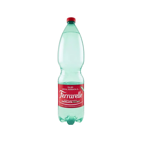 Ferrarelle acqua minerale effervescente naturale 1,5 L, bottiglia PET con etichetta rossa